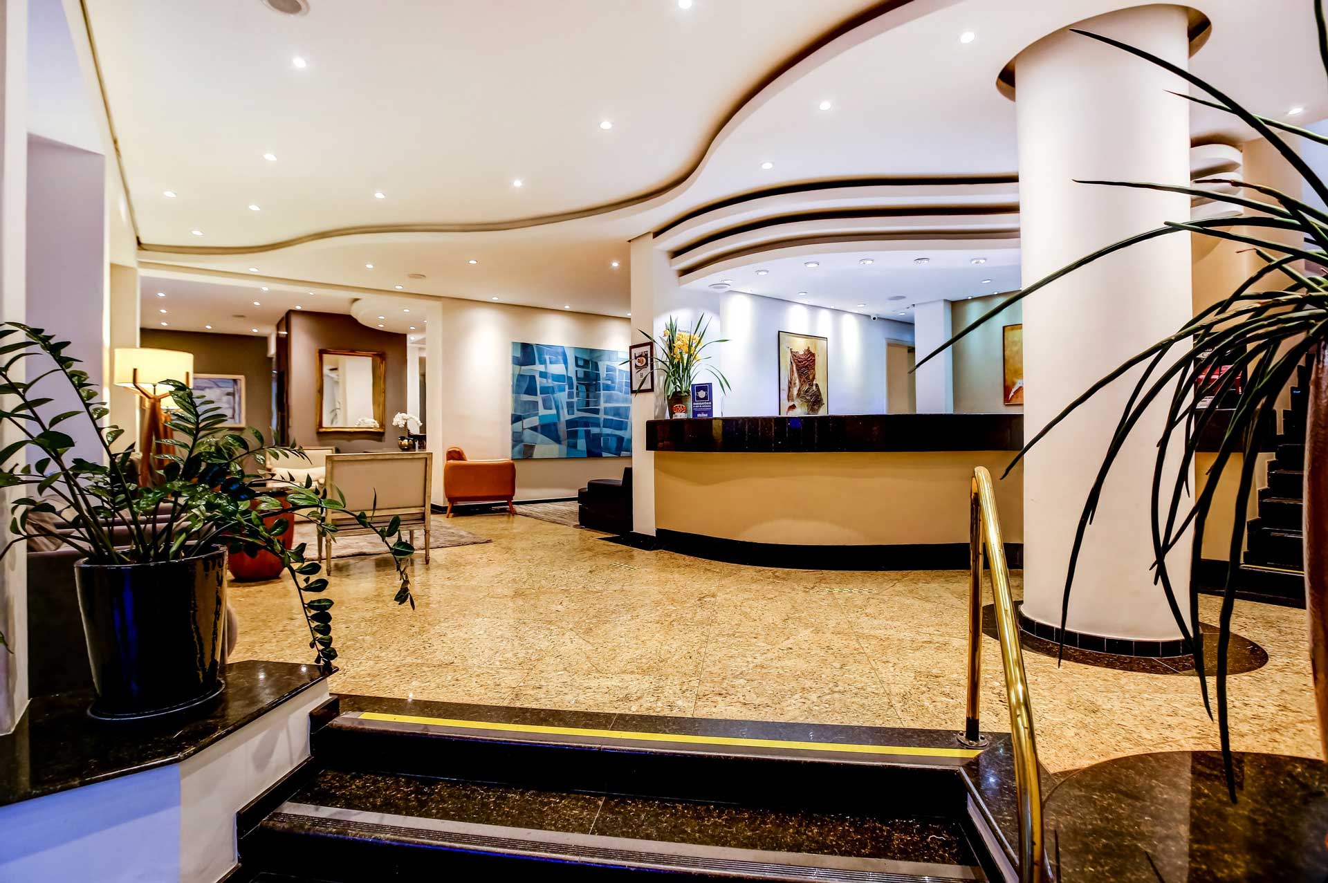 (c) Hotelshelton.com.br